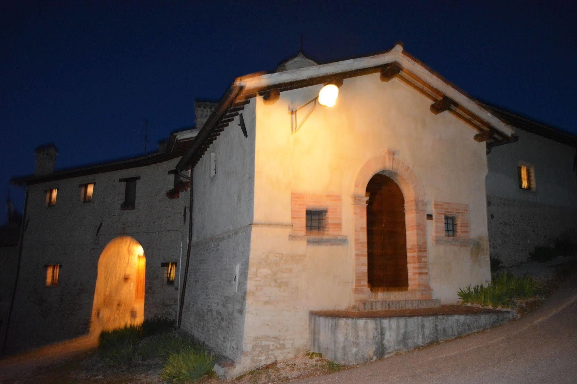 A Casa Di Mi Appartamenti Vacanza Montefalco Dış mekan fotoğraf